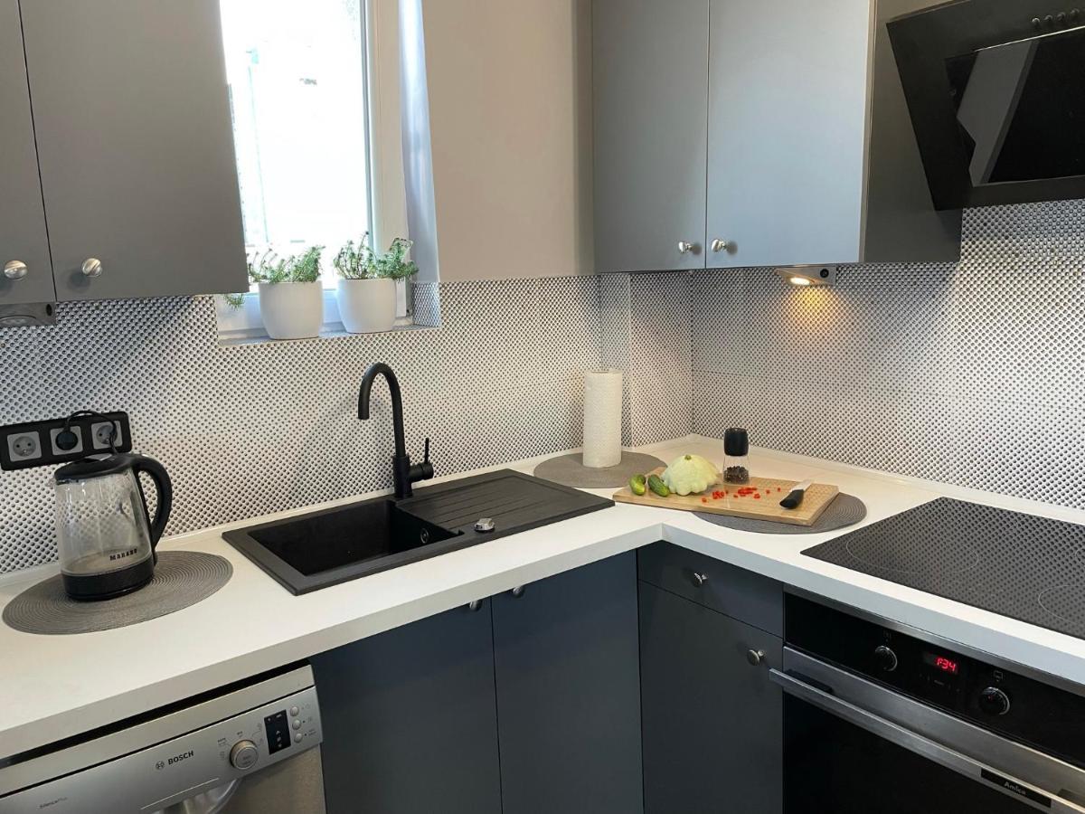 Grey Gucci Apartment City Center 华沙 外观 照片