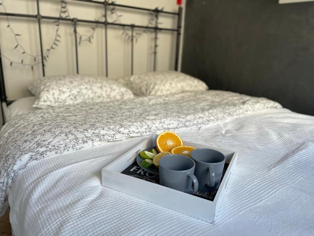 Grey Gucci Apartment City Center 华沙 外观 照片