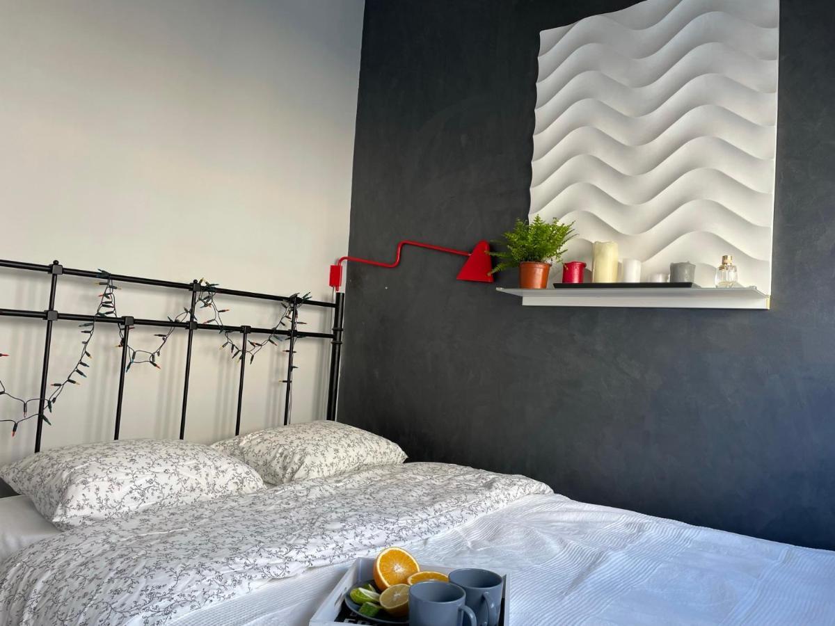 Grey Gucci Apartment City Center 华沙 外观 照片